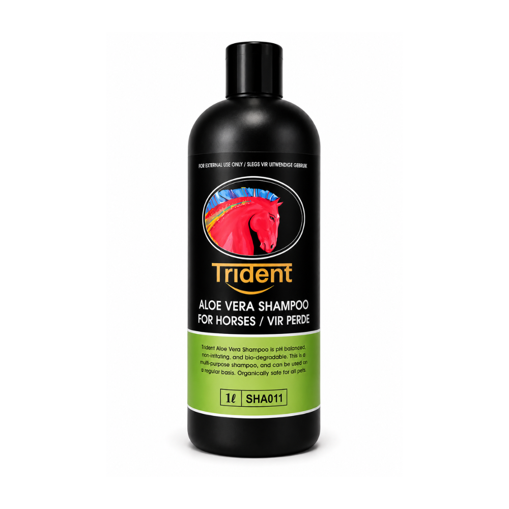 Trident Aloe Vera Shampoo for horses on a white background